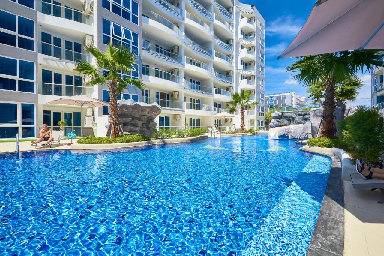 Grand Avenue By Fantasea Beach Pattaja Kültér fotó